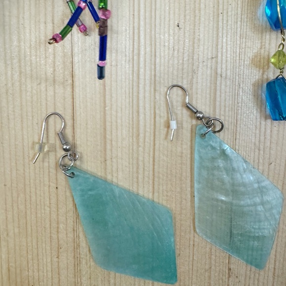 Colorful Earring Set – Lot of 4 | 2000’s Y2K Style | Good Condition - Picture 5 of 6